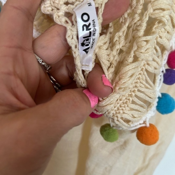 NWT bohemian with pom-pom detail on the back swimsuit cover-up - Picture 8 of 8